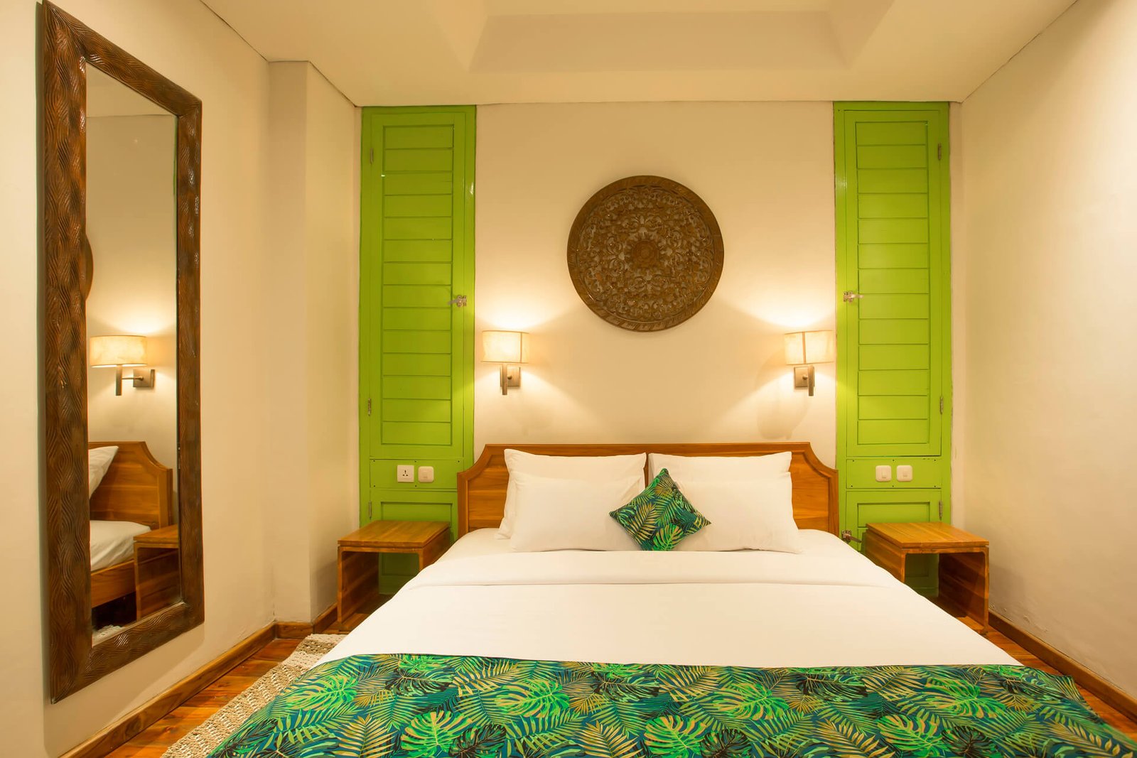 Standard-Double-Bedroom-01